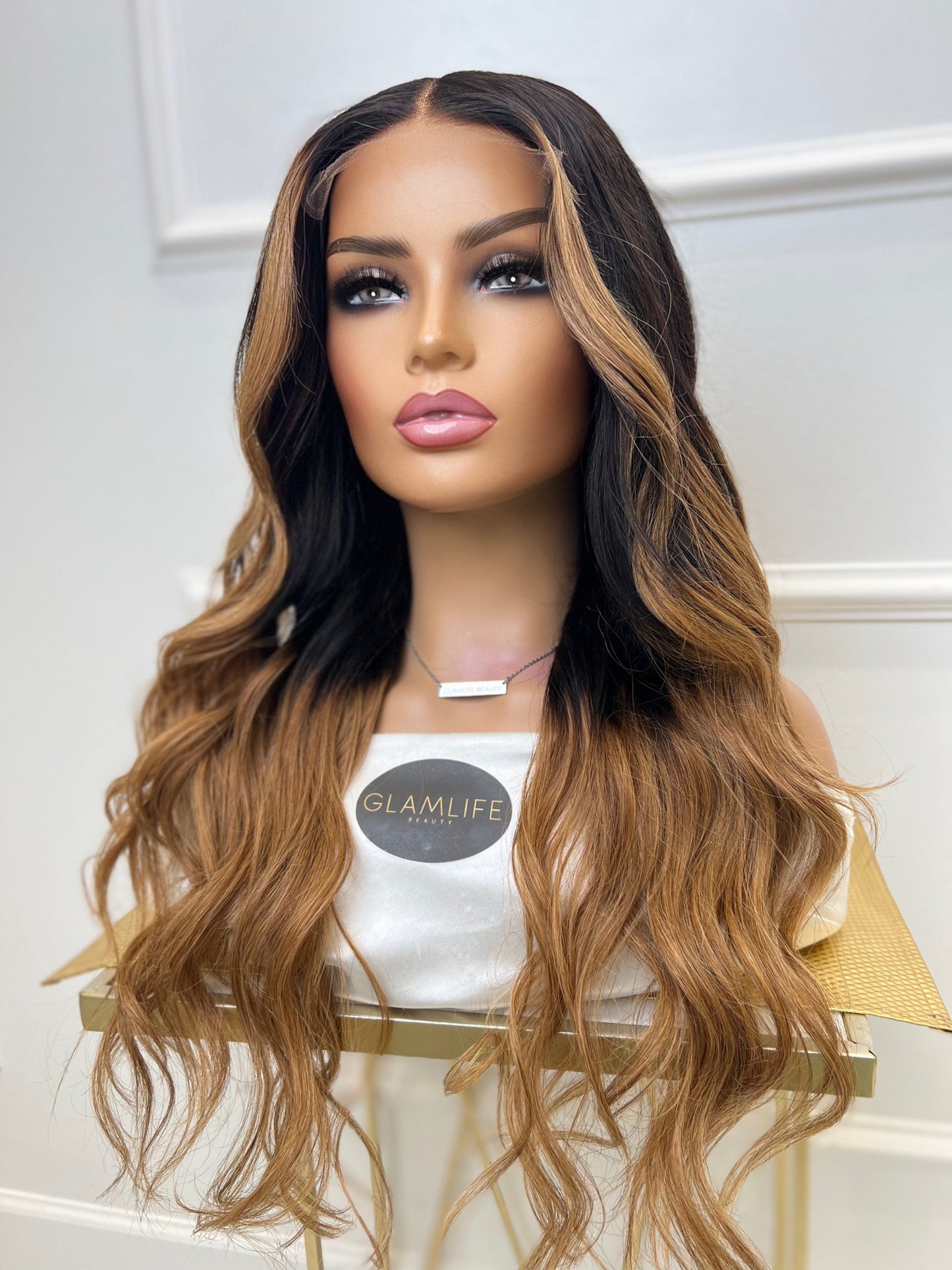 NO.04 | AC | 27”| PREORDER SHIPS NOV 14-15