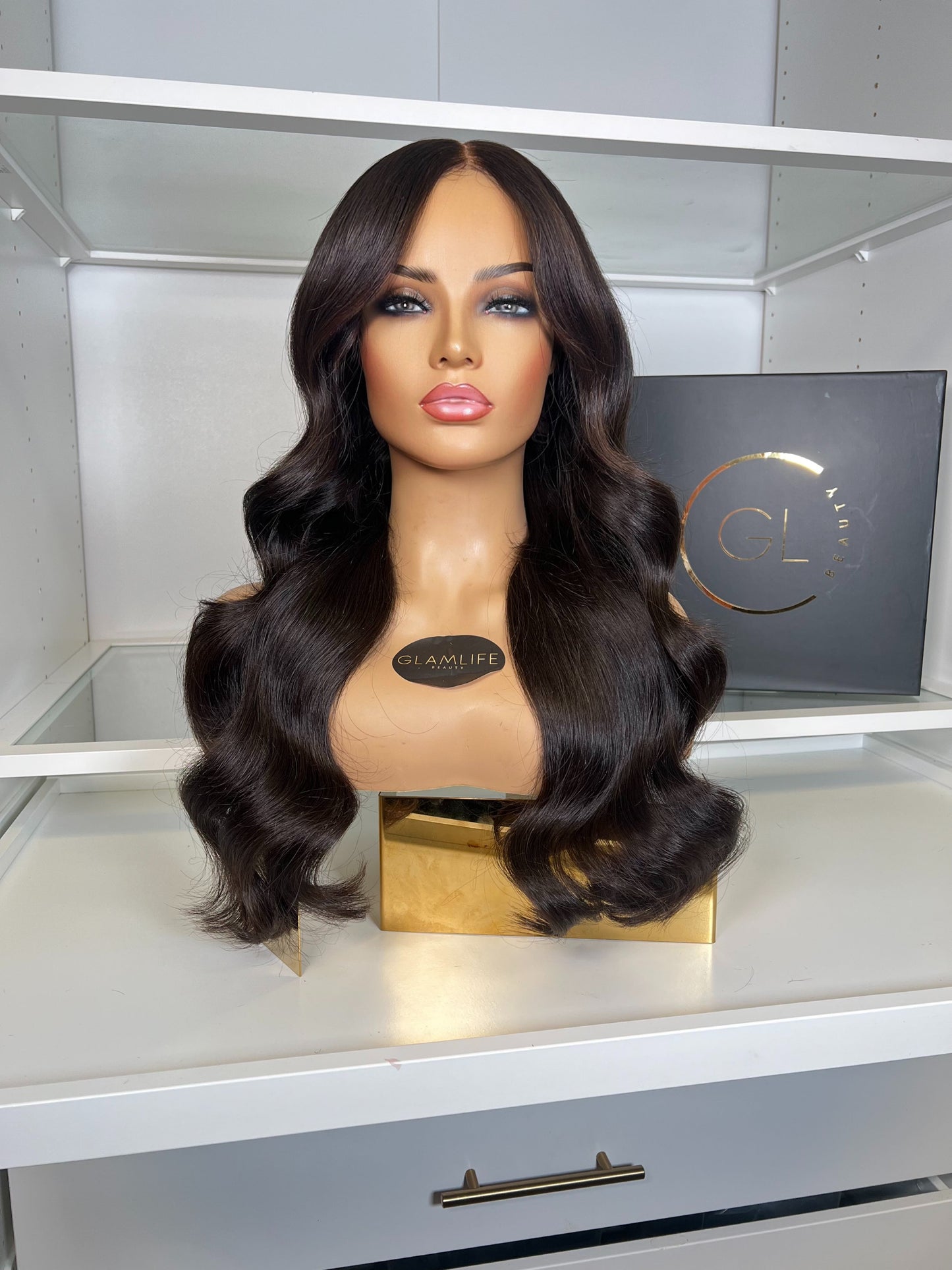 No. 07| Mackenzie | Amora Complete